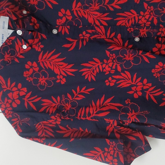 Old Navy Button Down Mens XL Red Navy Blue Hawaiian Style NWT Casual Flex Shirt - Picture 4 of 12